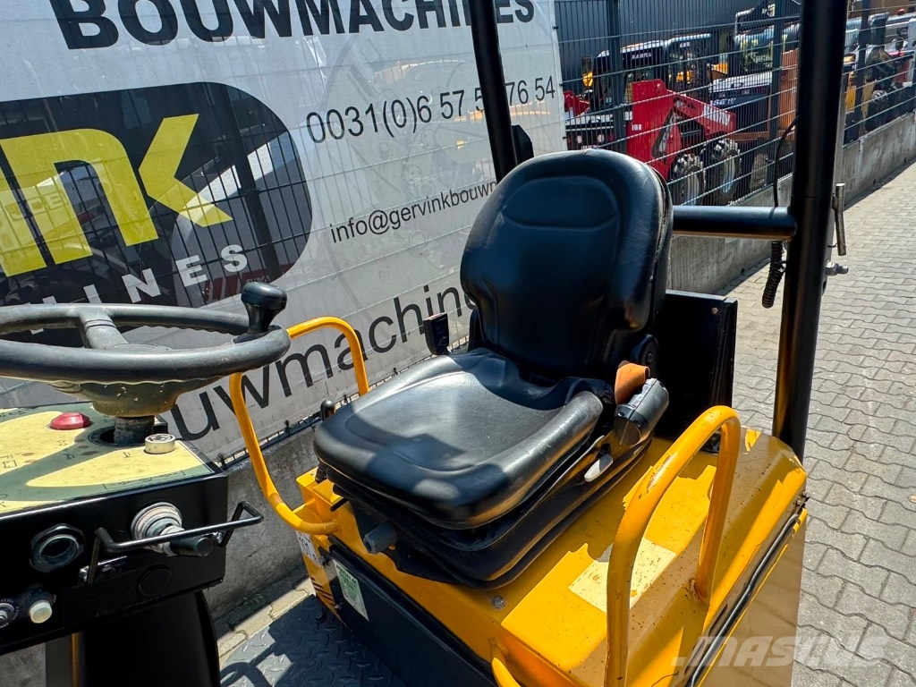 Mecalac TA 1 EH Vehículos compactos de volteo