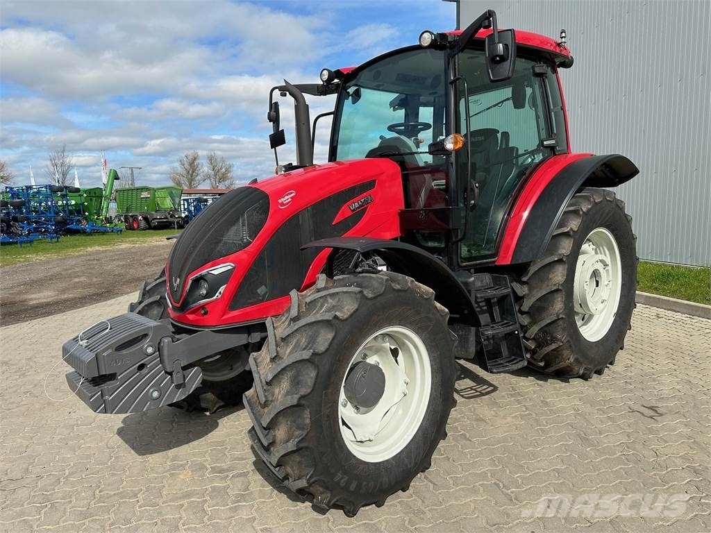 Valtra A105 MH Tractoare