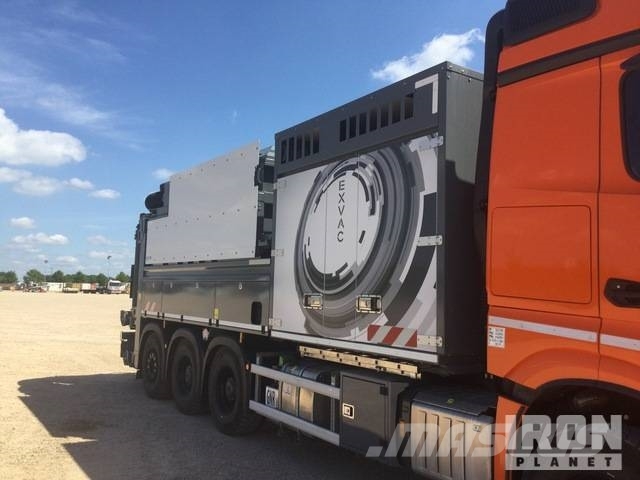 Rivard - Mercedes-Benz EXVAC - Arocs 3253 8x4 Kombinované/Čerpací cisterny