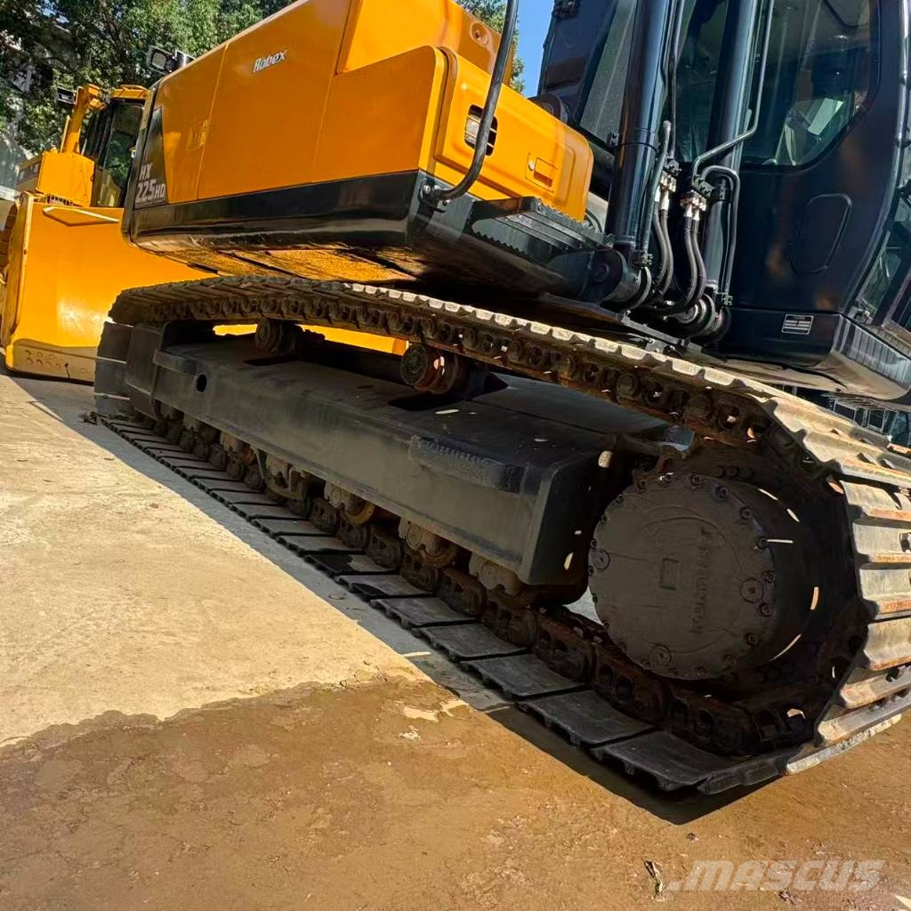 Hyundai hx225d Bagri goseničarji