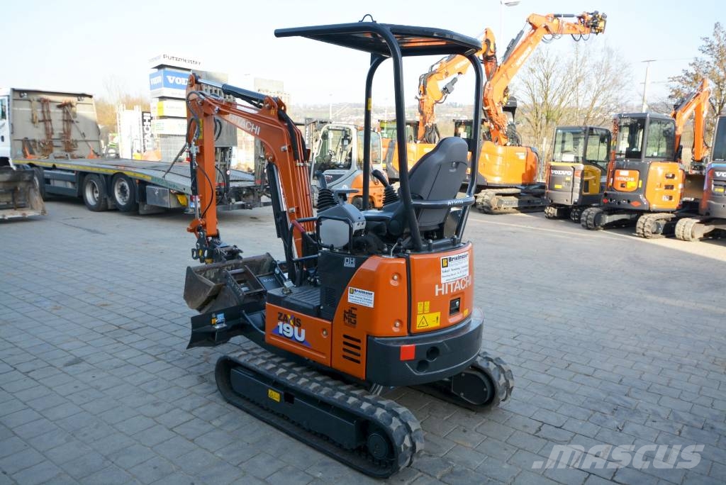 Hitachi ZX 19 U-6 小型挖掘机
