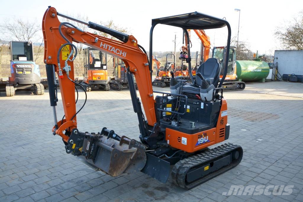 Hitachi ZX 19 U-6 小型挖掘机