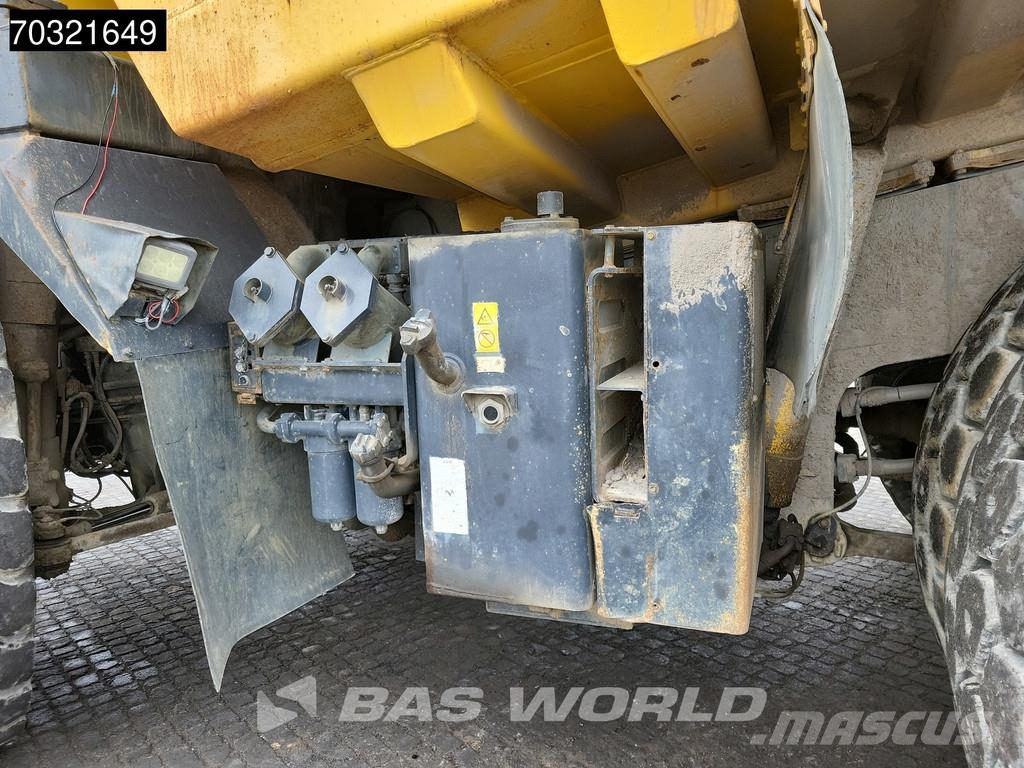 Komatsu HD605 -7E0 Άκαμπτα Dumper με ανατρεπόμενο κάδο