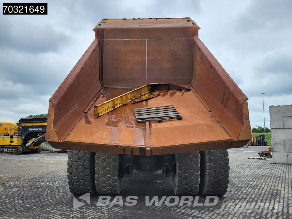 Komatsu HD605 -7E0 Άκαμπτα Dumper με ανατρεπόμενο κάδο