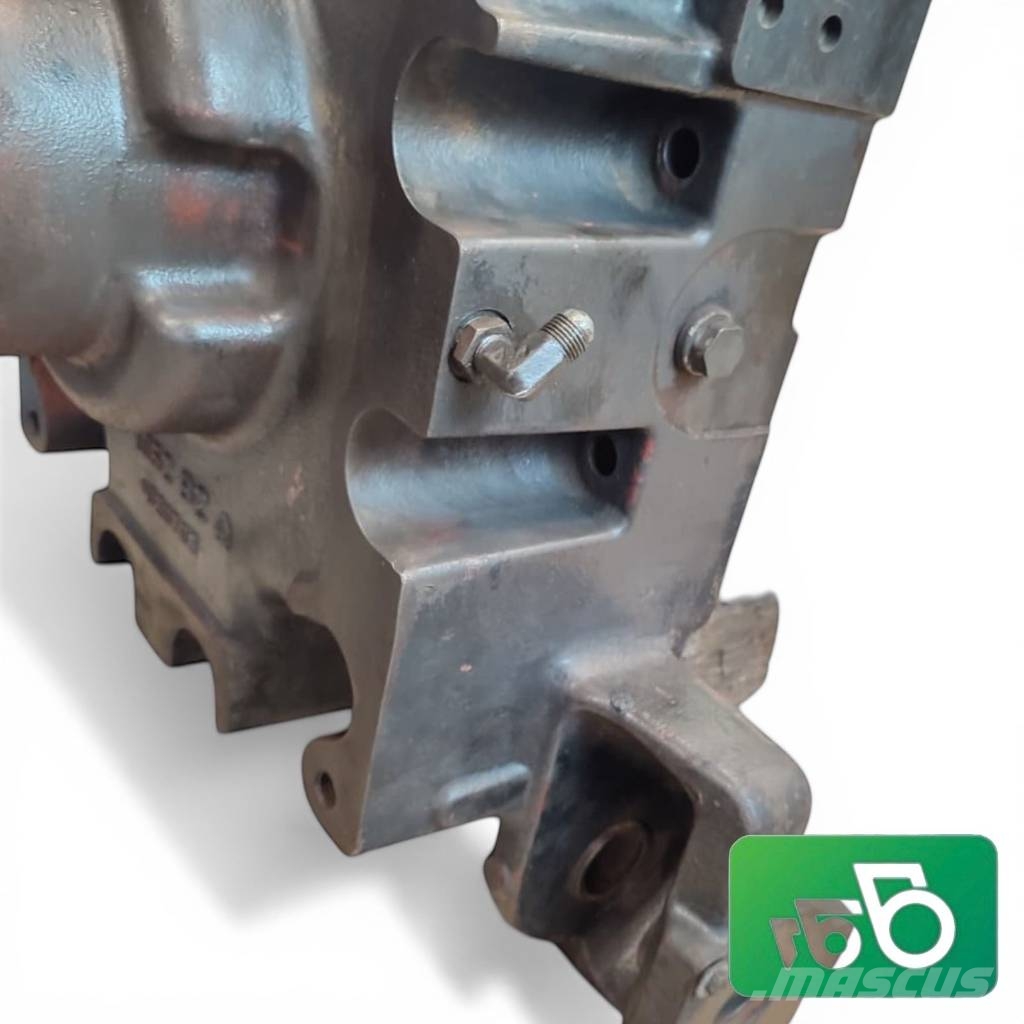 CLAAS Ares 856 Gearbox Shaft Housing Rear PTO 1052B2 الشاسيه والتعليق