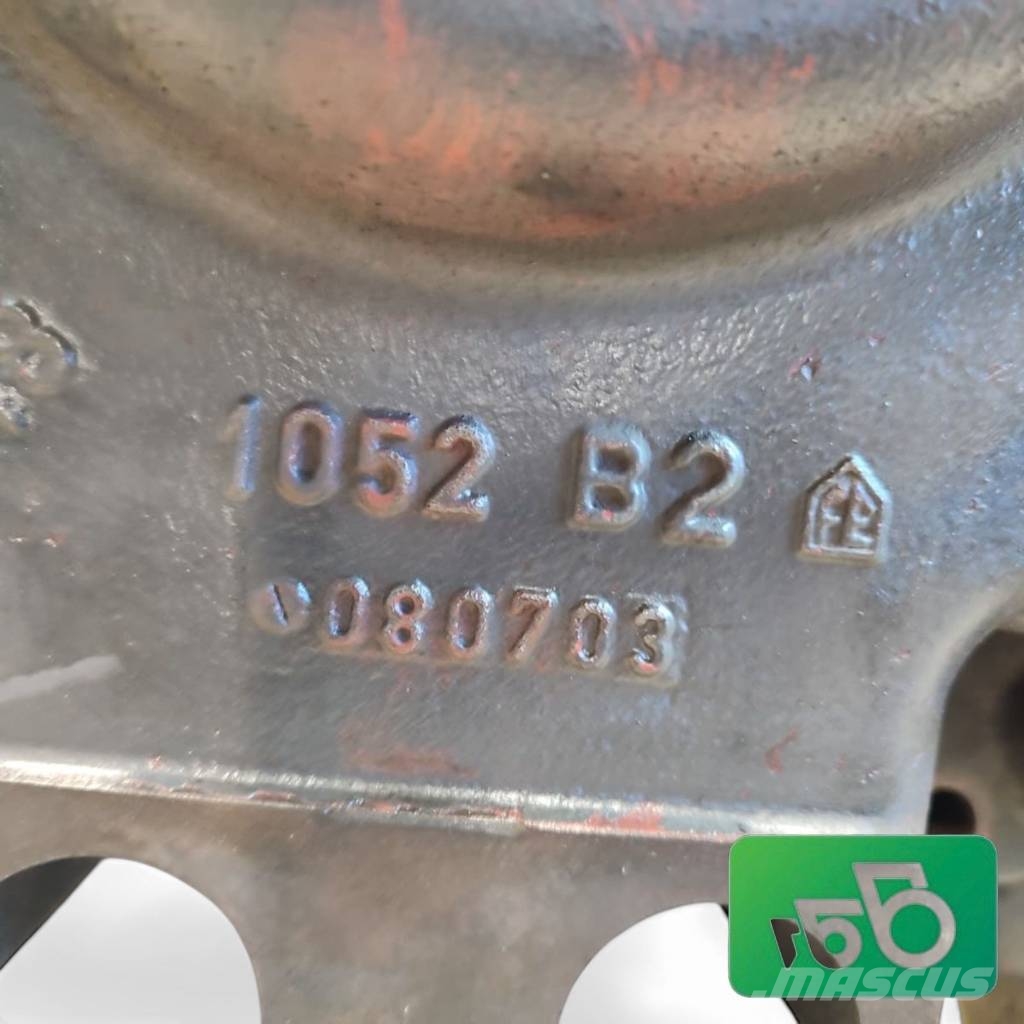 CLAAS Ares 856 Gearbox Shaft Housing Rear PTO 1052B2 الشاسيه والتعليق
