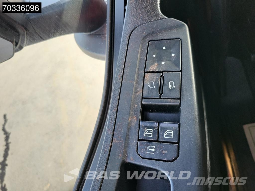 Iveco S-Way 460 S-Way 4X2 LNG! Retarder 2x Tanks Standkl Vetopöytäautot