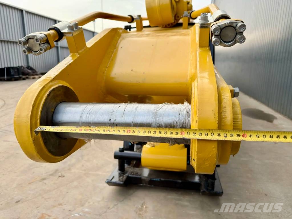 Komatsu PC200 18 mtr Long Reach Equipment جرافات عكسية