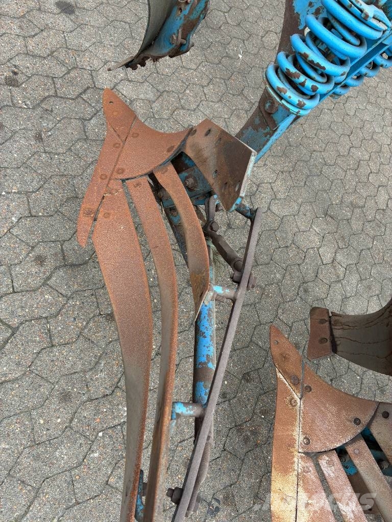 Lemken Vari-Diamant Arados reversibles