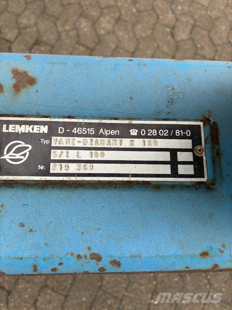 Lemken Vari-Diamant Arados reversibles