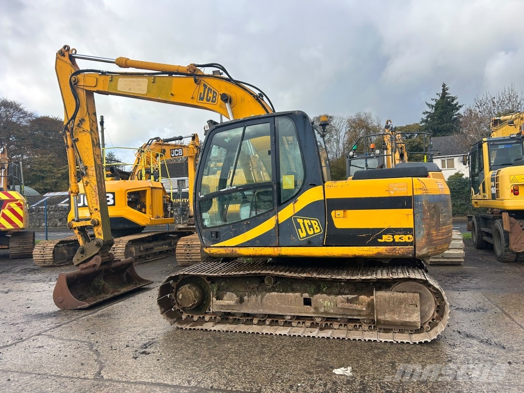 JCB JS130 Roomikekskavaatorid