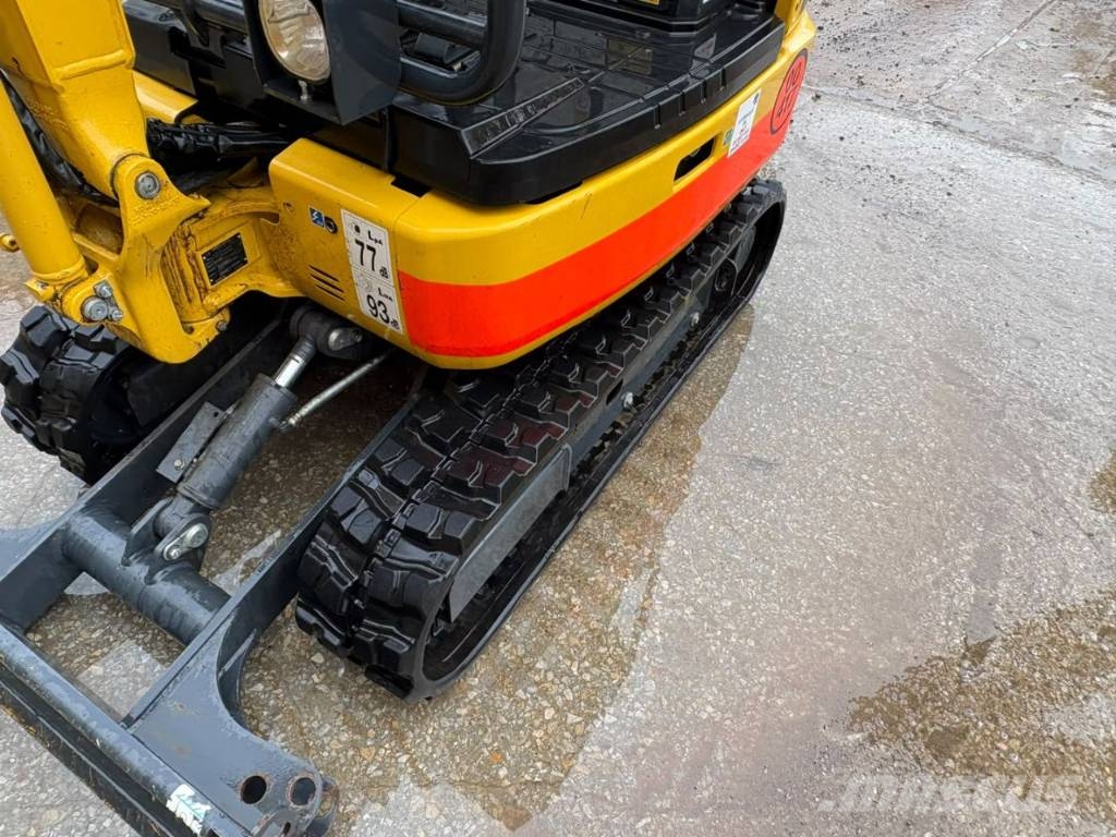 Komatsu PC 14 R-3HS Minibagger < 7t