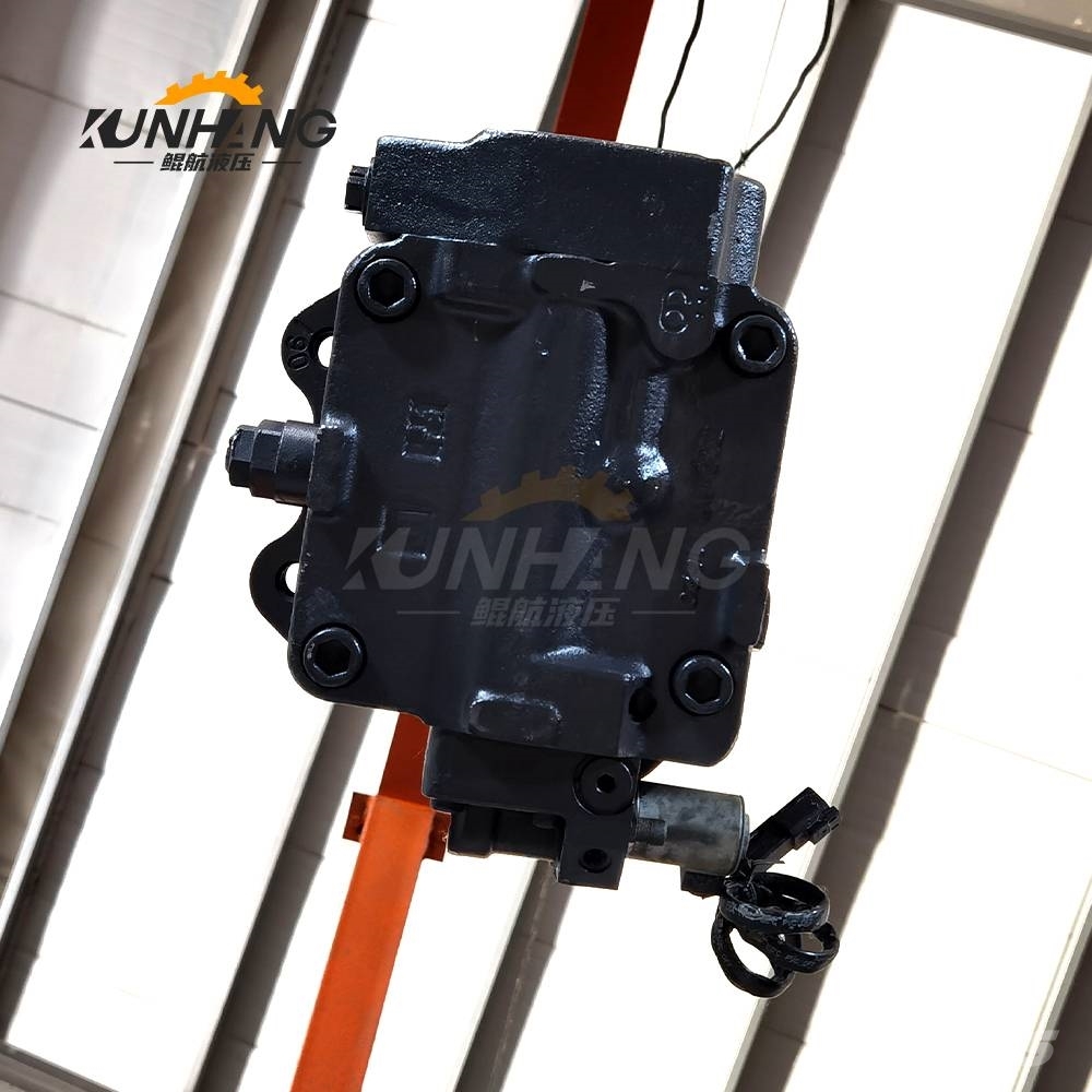 Komatsu 708-3D-11124 Piston Pump D155 Hydraulic Pump Transmisiones