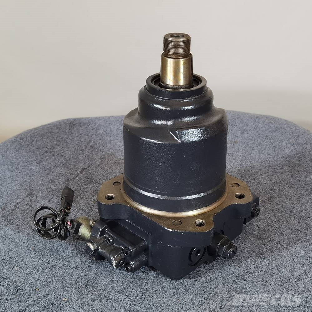 Komatsu 708-3D-11124 Piston Pump D155 Hydraulic Pump Transmisiones