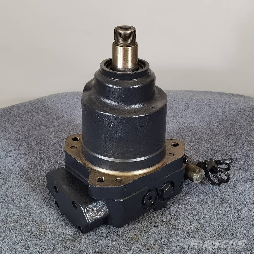 Komatsu 708-3D-11124 Piston Pump D155 Hydraulic Pump Transmisiones