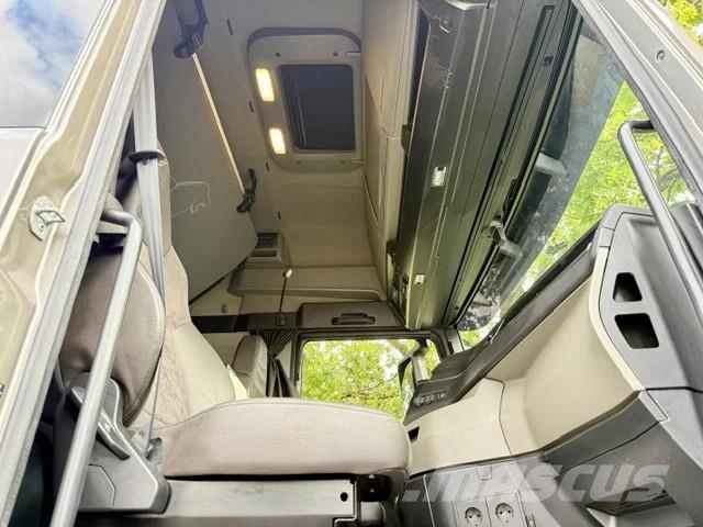 MAN TGX 18.470 XXL / Euro 6 Trekkers