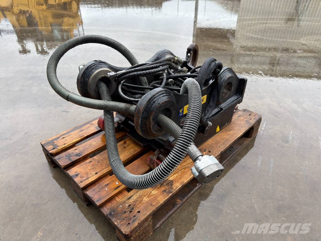 OilQuick OQ70/55 SH - 329D / 329E / 330F / 330 موصلات سريعة
