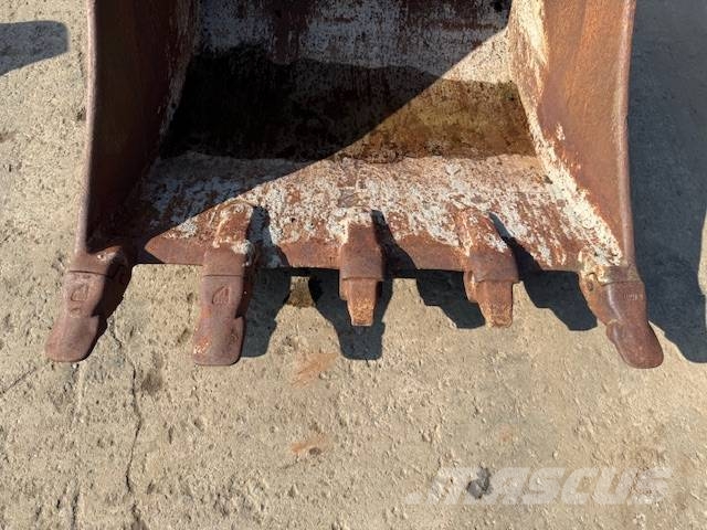 Arden Equipment QA 51 - 1300 mm Retroexcavadoras