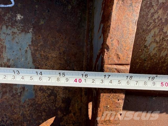 Arden Equipment QA 51 - 1300 mm Retroexcavadoras
