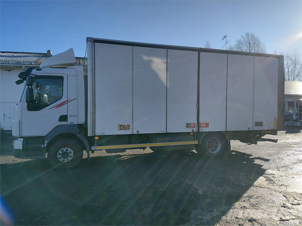 Volvo FLL 240 Camiones caja cerrada