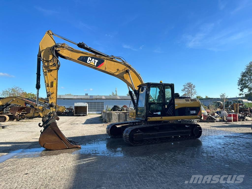 CAT 323DL Bagri goseničarji