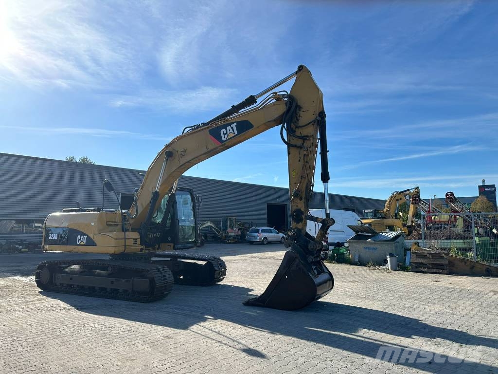 CAT 323DL Bagri goseničarji