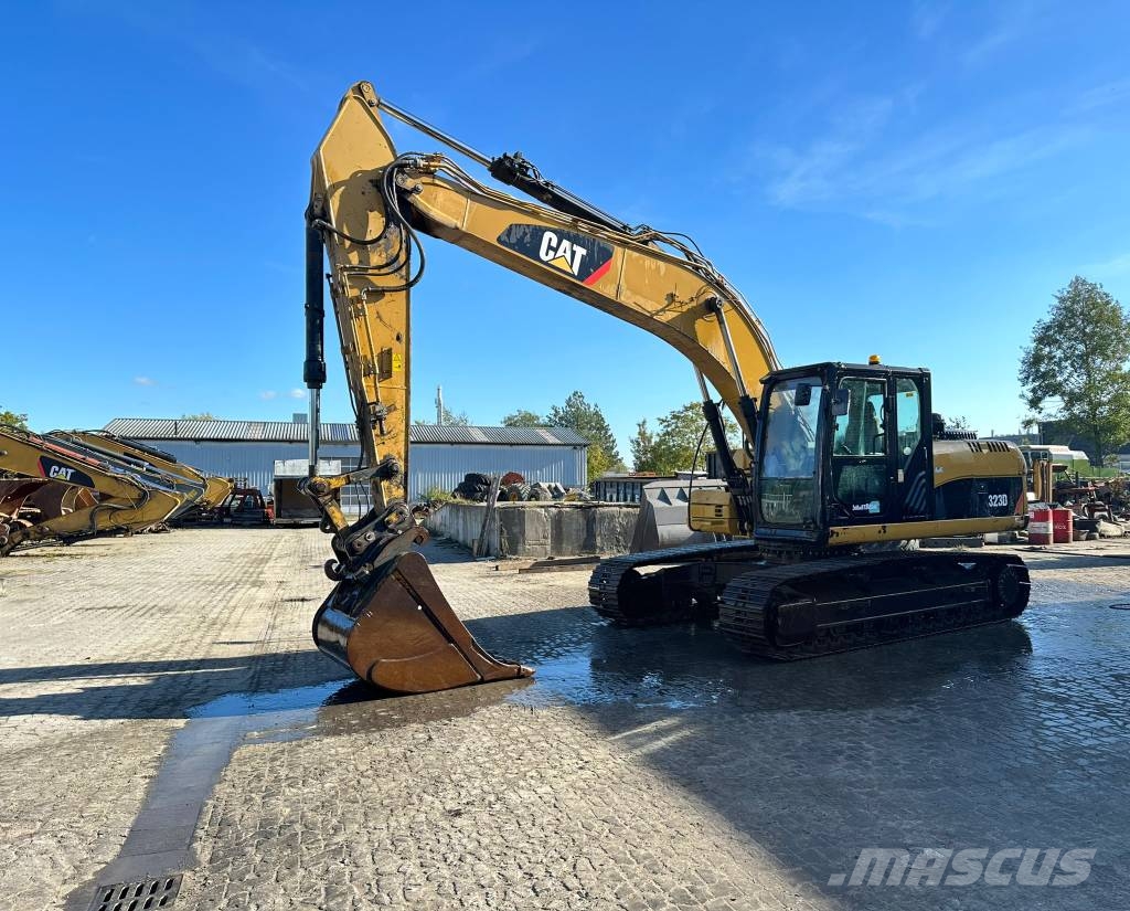 CAT 323DL Bagri goseničarji