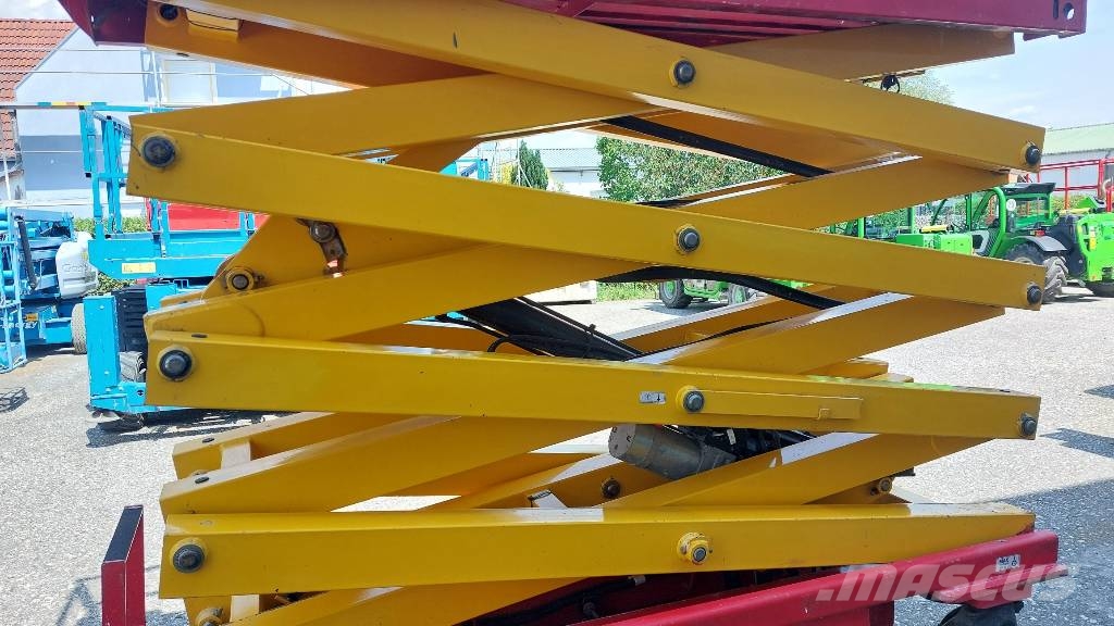JLG ES 2632 / 4x stock Škaraste platforme