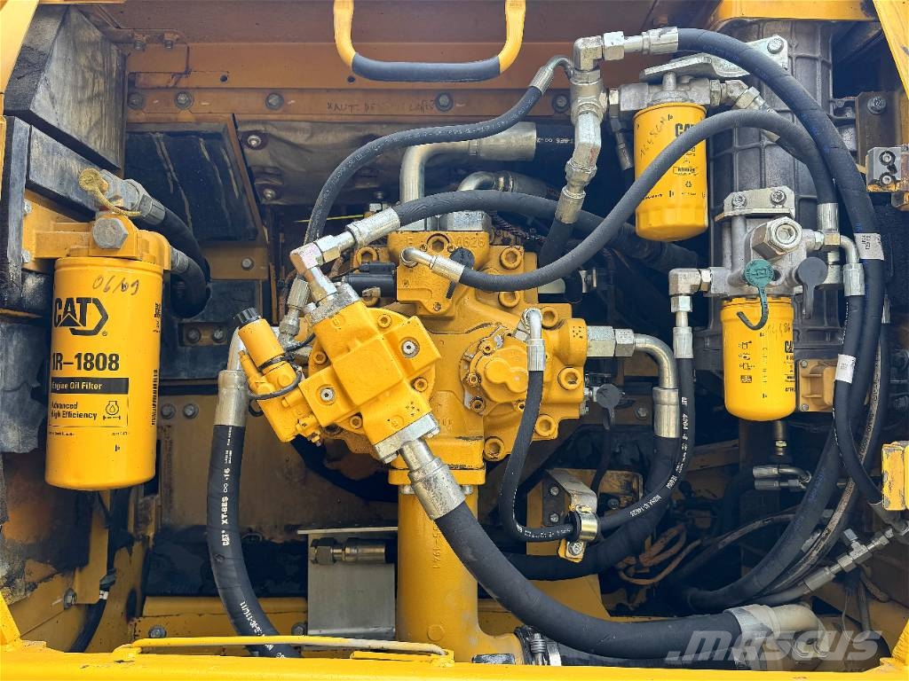 CAT 336 D L Crawler excavators