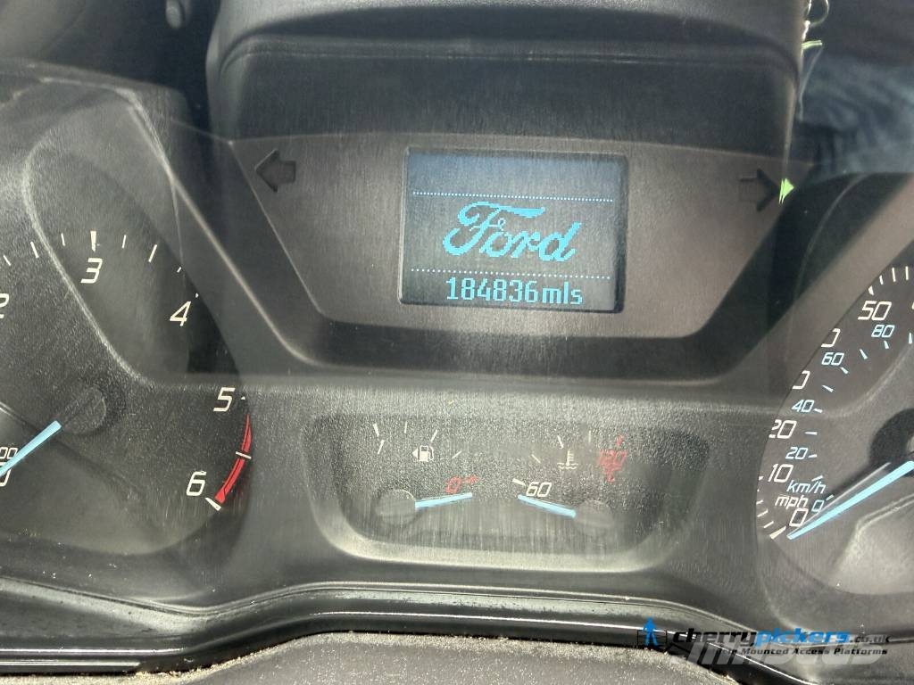 Ford Transit Versalift ETM 36 Cherry Picker المنصات الهوائية المثبتة على شاحنة