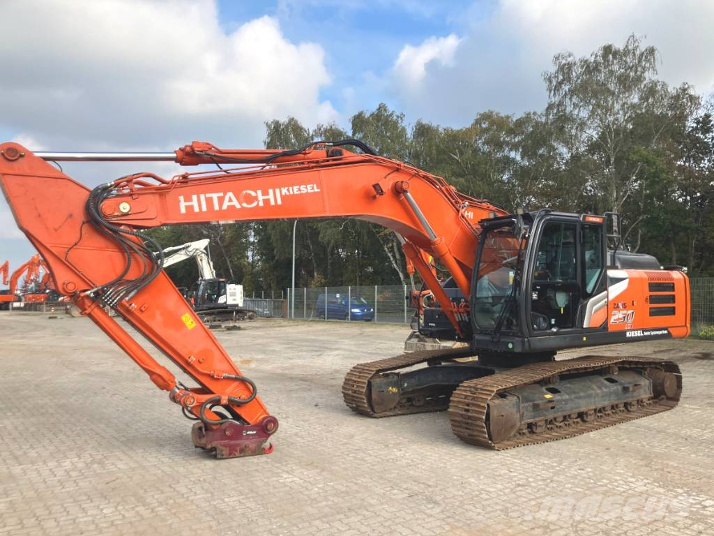 Hitachi ZX 250 LC N-7 Bagri goseničarji