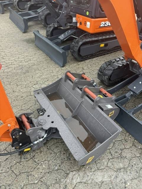 Hitachi Kompaktbagger ZX19-6 MS01 Mini bagri <7t