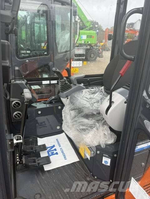 Hitachi Kompaktbagger ZX19-6 MS01 Mini bagri <7t