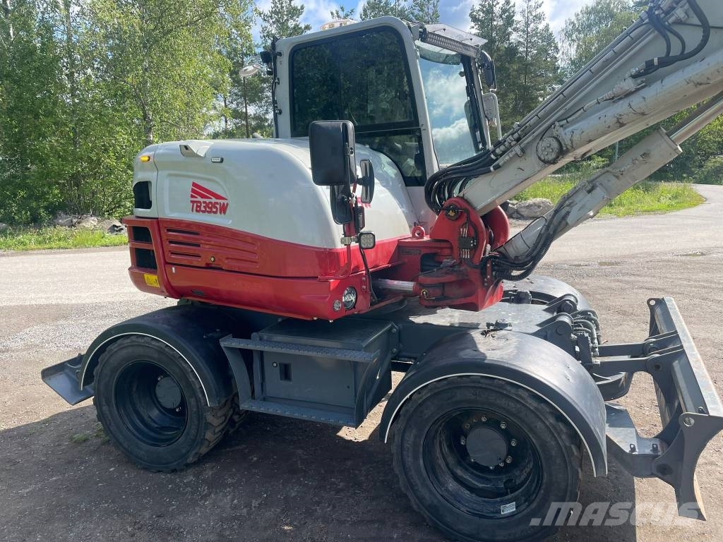 Takeuchi TB395W 轮式挖掘机