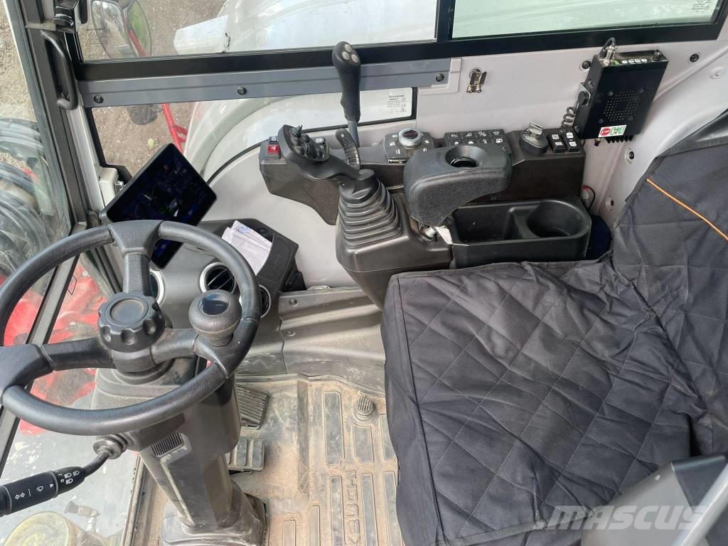 Takeuchi TB395W 轮式挖掘机