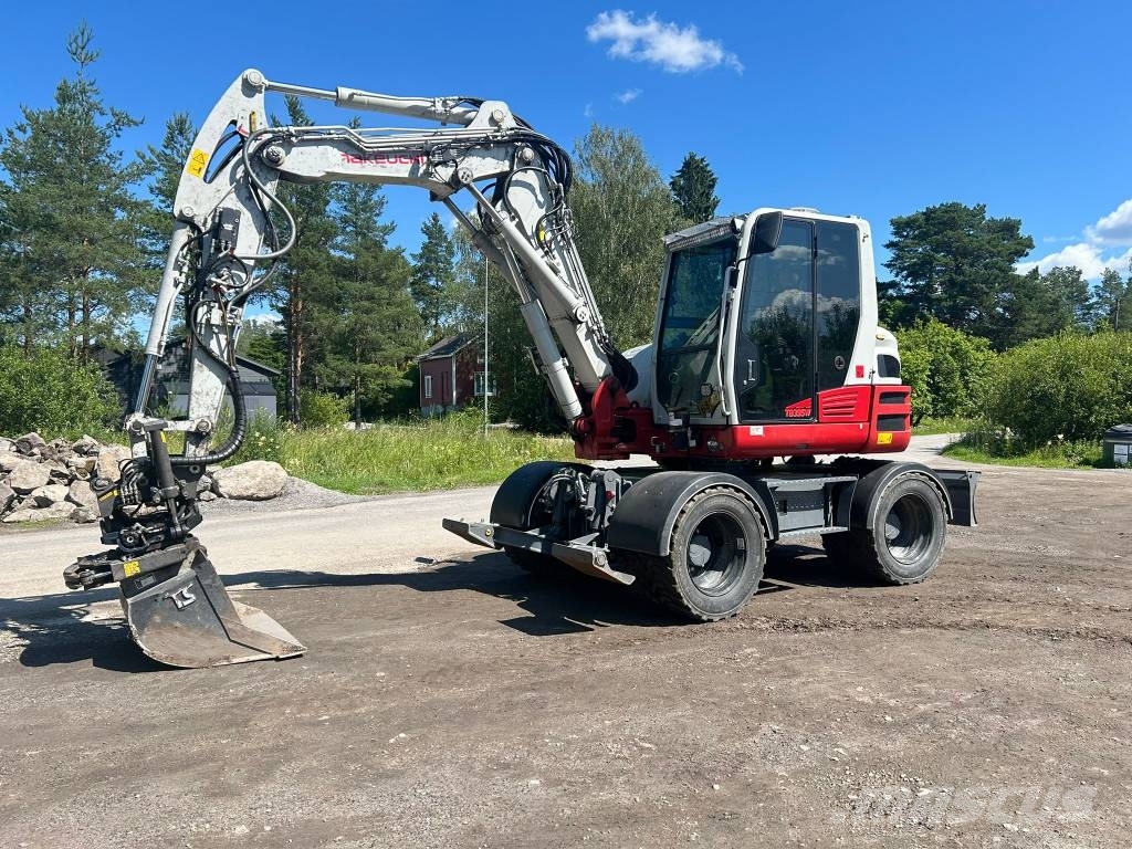 Takeuchi TB395W 轮式挖掘机
