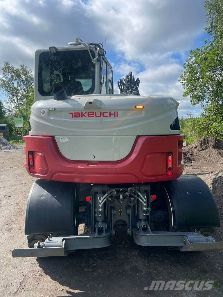 Takeuchi TB395W 轮式挖掘机