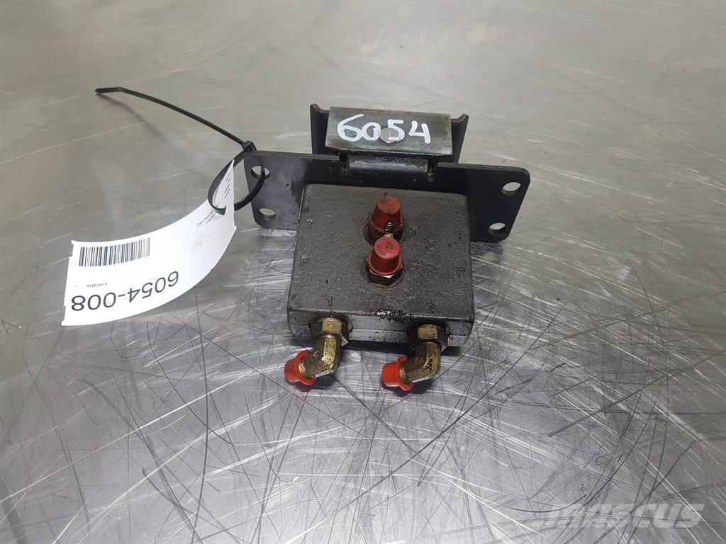 Komatsu PW75/95(FAI)-Rexroth 2TH6RG06-10-Pedal Kabin