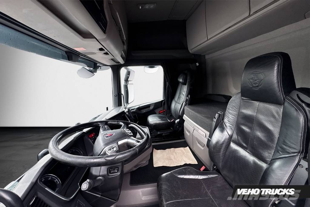 Scania R 540 ADR 6x2 Sadulveokid