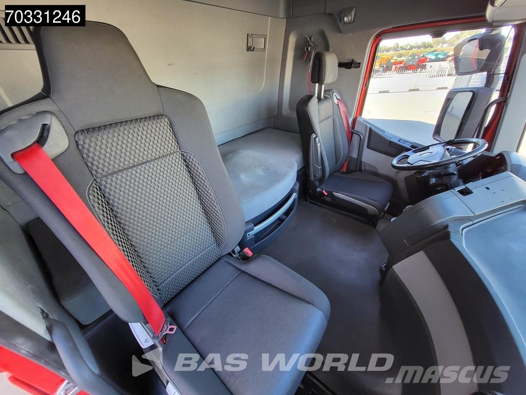 Renault T 460 4X2 SleeperCab Hydraulic وحدات الجر