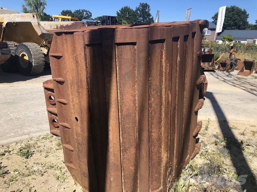 (99000875) 1.80 m Tieflöffel / bucket MS 40 Pelle rétro arrière