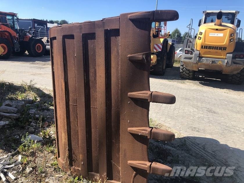 (99000875) 1.80 m Tieflöffel / bucket MS 40 Pelle rétro arrière