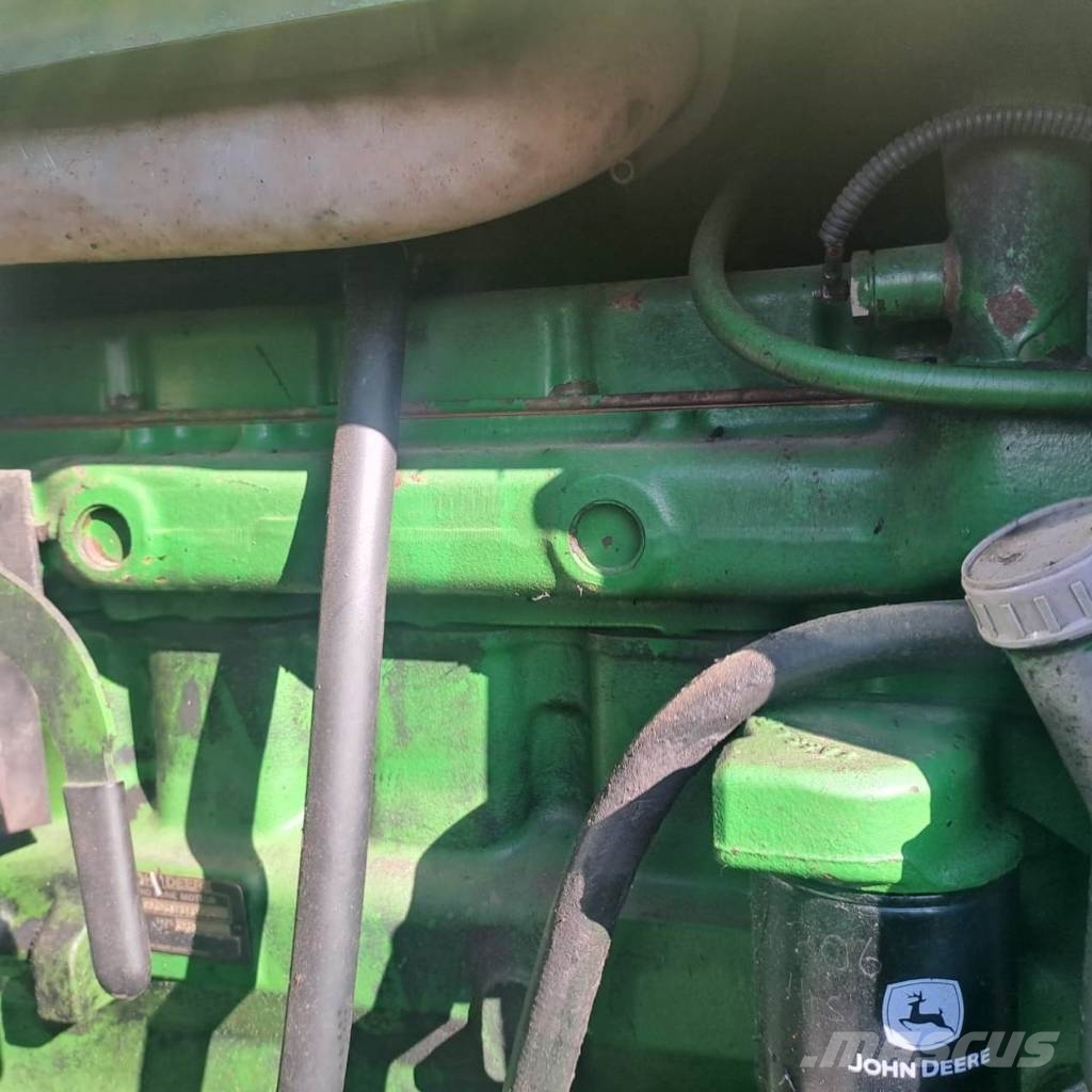John Deere 6900 Tractors