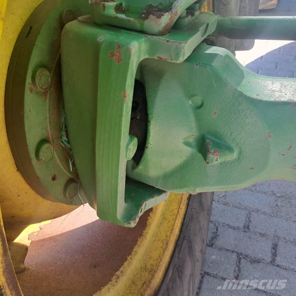 John Deere 6900 Tractors