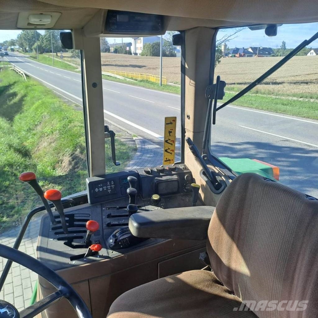 John Deere 6900 Tractors