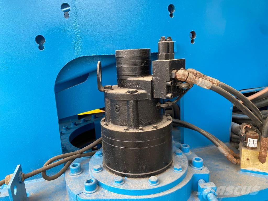 Genie S-65 رافعات سلة تلسكوبية
