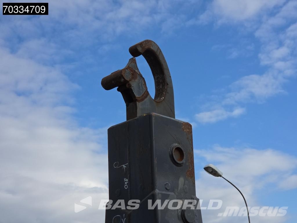 Renault C 380 6X2 HYVA Lift containersystem Liftachse Auto Camiones polibrazo