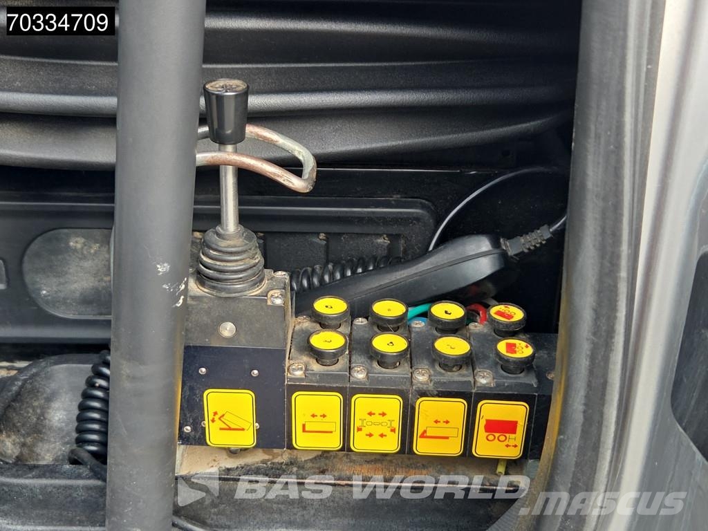 Renault C 380 6X2 HYVA Lift containersystem Liftachse Auto Camiones polibrazo