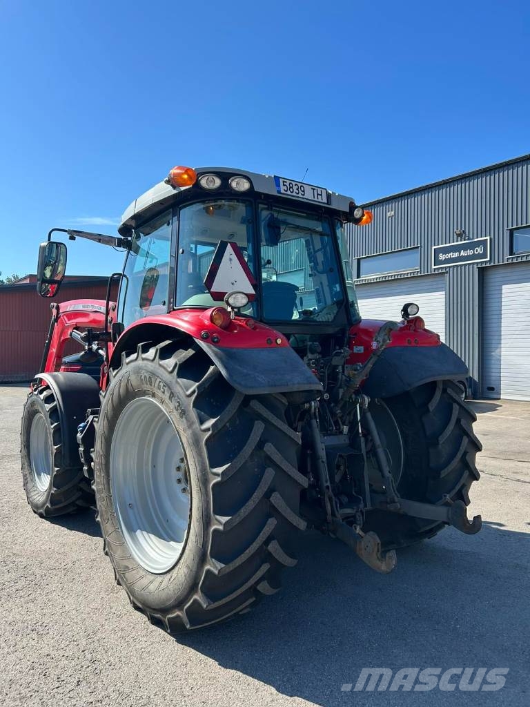Massey Ferguson 5712 S Traktorid