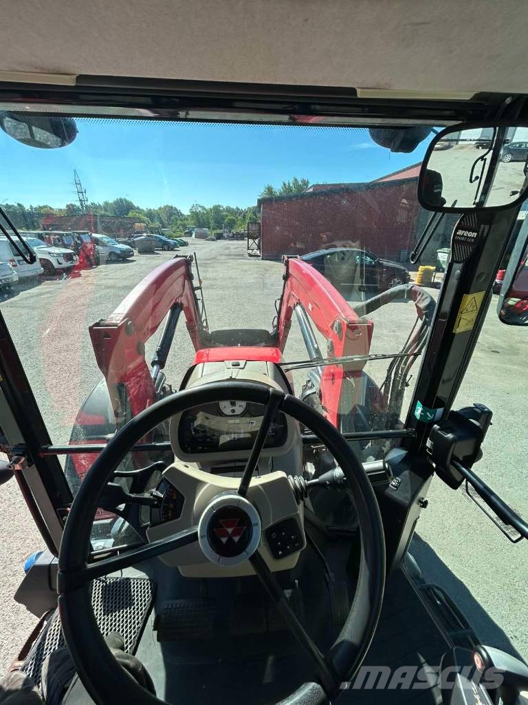 Massey Ferguson 5712 S Traktorid